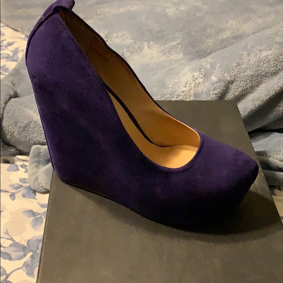 Ask 75 - Picture 1 of 1